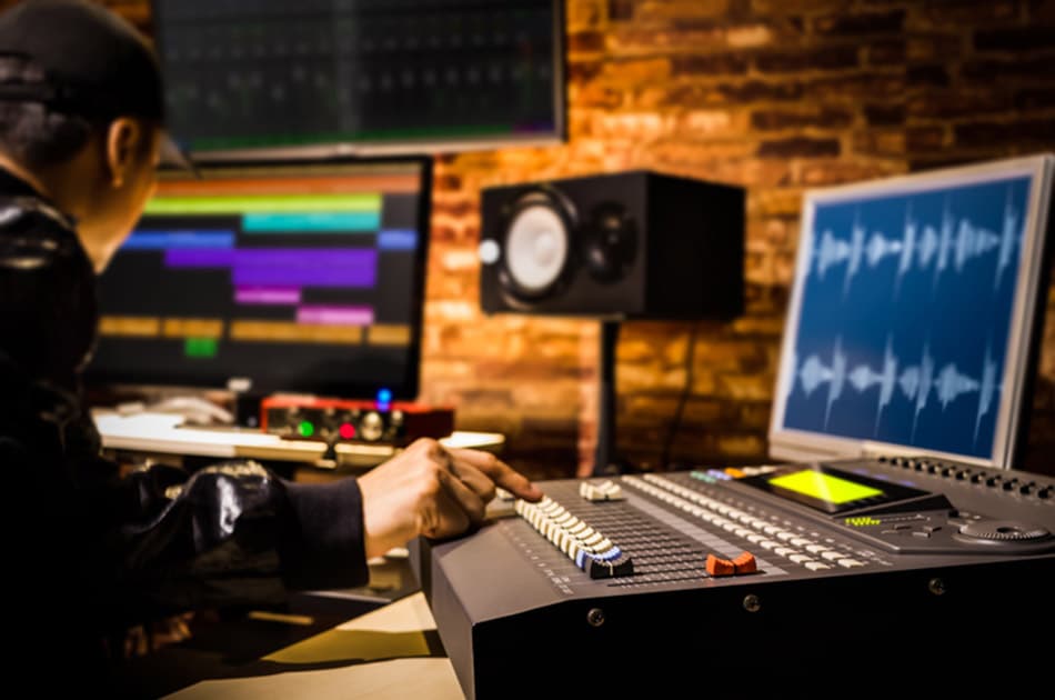 Chicago - Paris - Berlin - Munich - Frankfurt - Würzburg - Germany - Europe musikproduktion